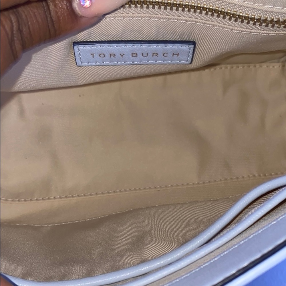 AUTH Tory Burch Savannah Shoulder Bag 🦋 - Picture 6 of 8